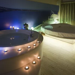 Hotel Seven