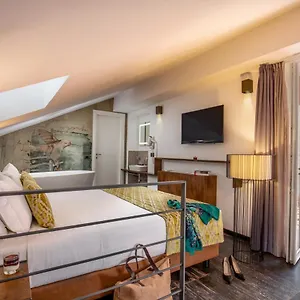 Otel Navona Essence