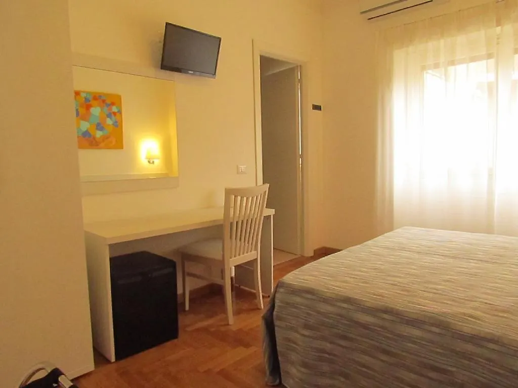 Buonarroti Guest House Rome Italy
