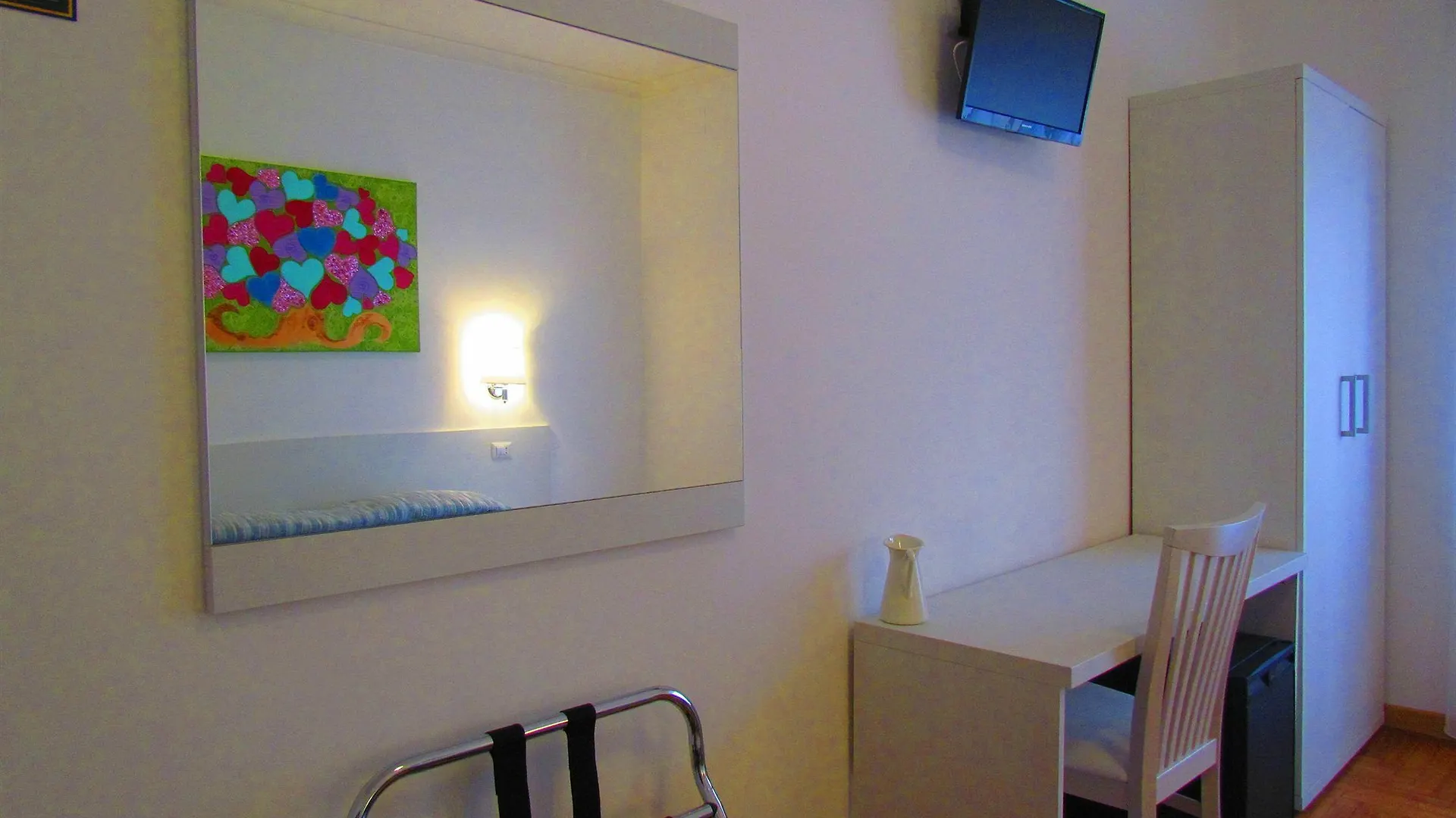 Buonarroti Guest House Rome